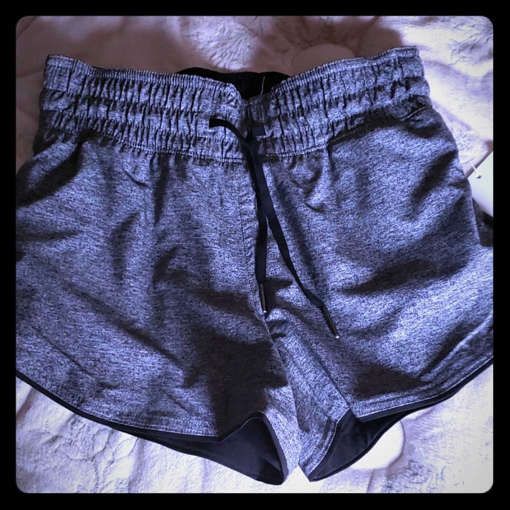 Lululemon Choose A Side Short